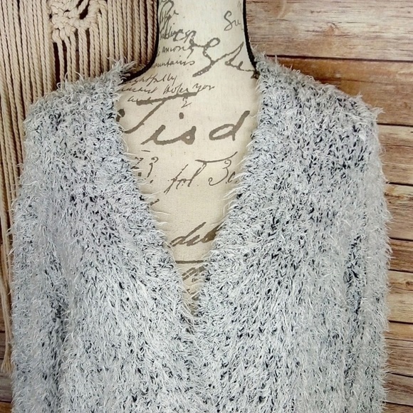 Nordstrom | Kensie White Eyelash Cardigan Sweater - Picture 3 of 8